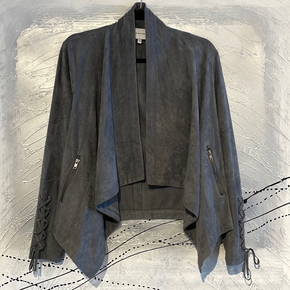 Cupcakes & Cashmere Open Front Faux Suede Jacket Size XS Grey NWOT
